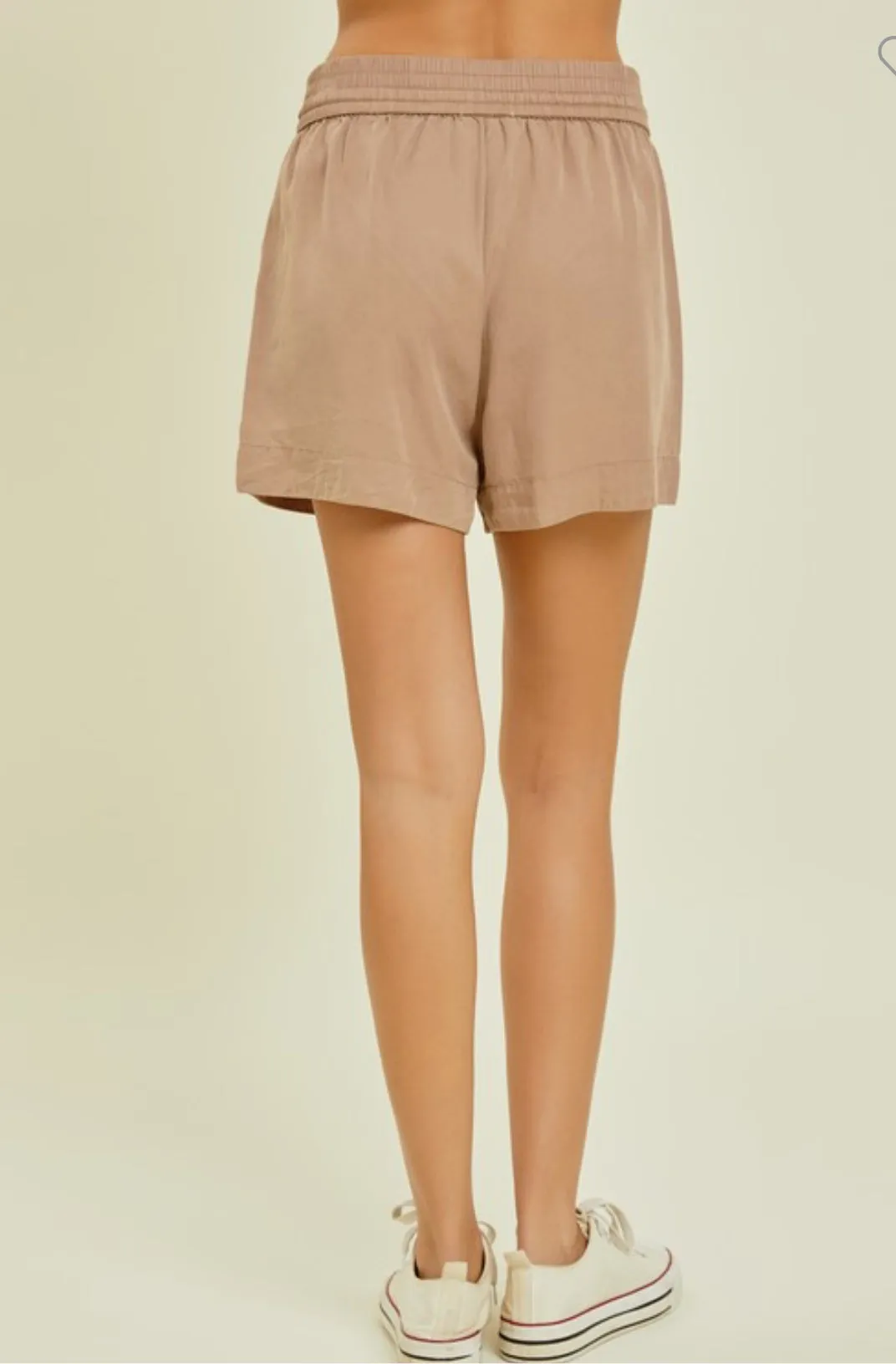 Be Cool Tencel Shorts with Drawstring and Pockets