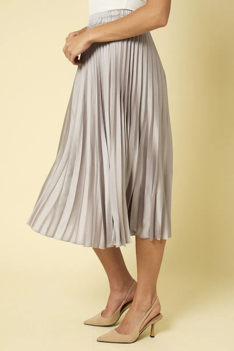 Gilli Satin Pleated Midi Skirt