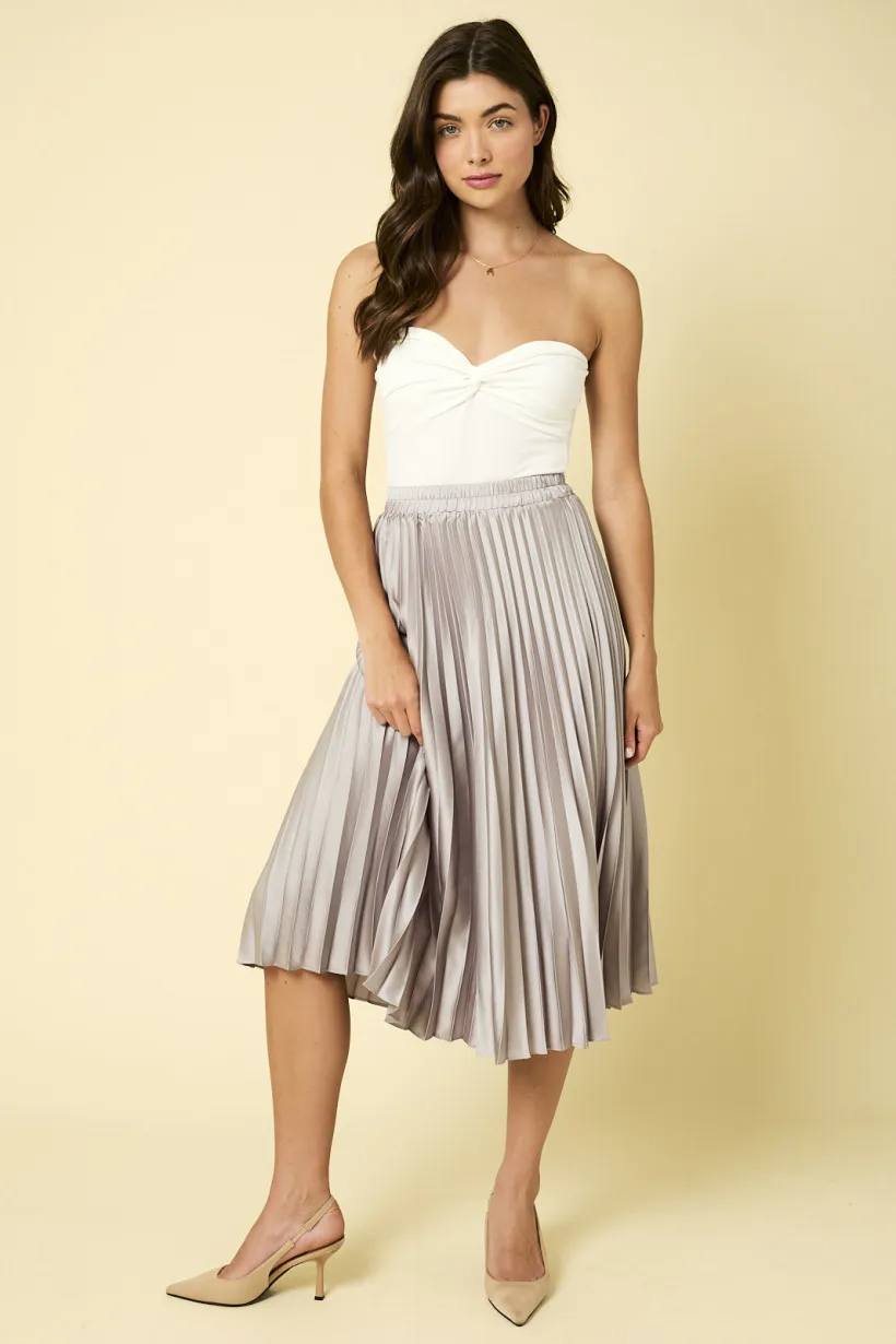 Gilli Satin Pleated Midi Skirt